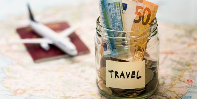 Cestovni pojisteni plan s mapou